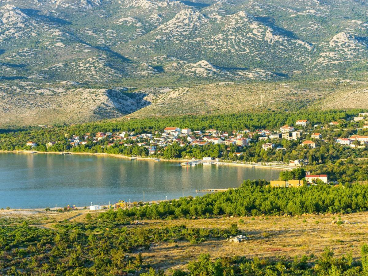 Vacation House Loreta Sveti Rok Exterior foto