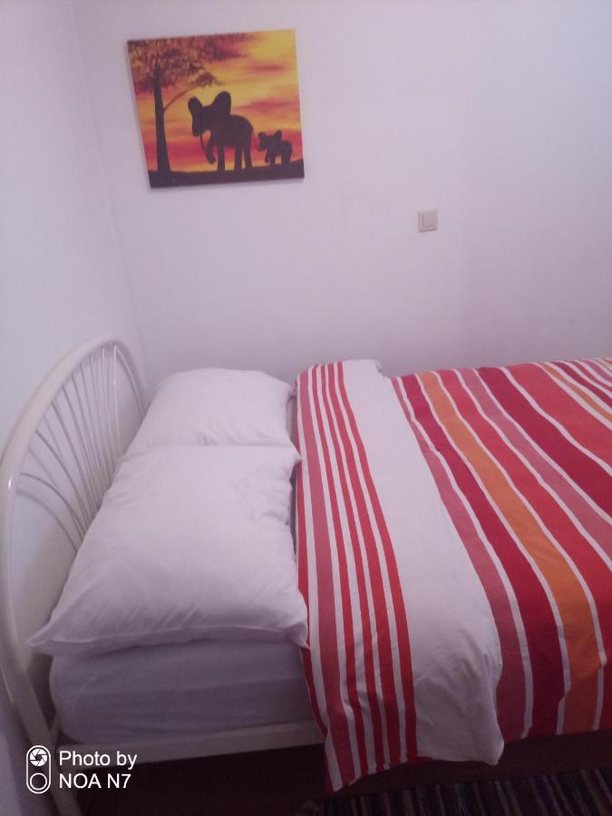 Vacation House Loreta Sveti Rok Exterior foto