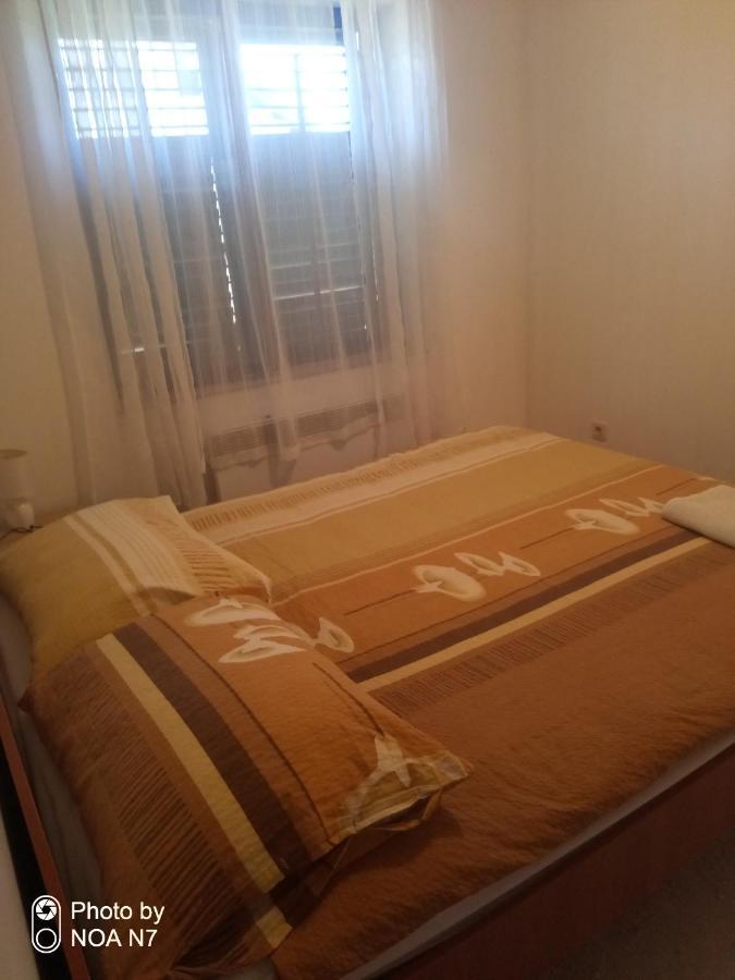 Vacation House Loreta Sveti Rok Exterior foto